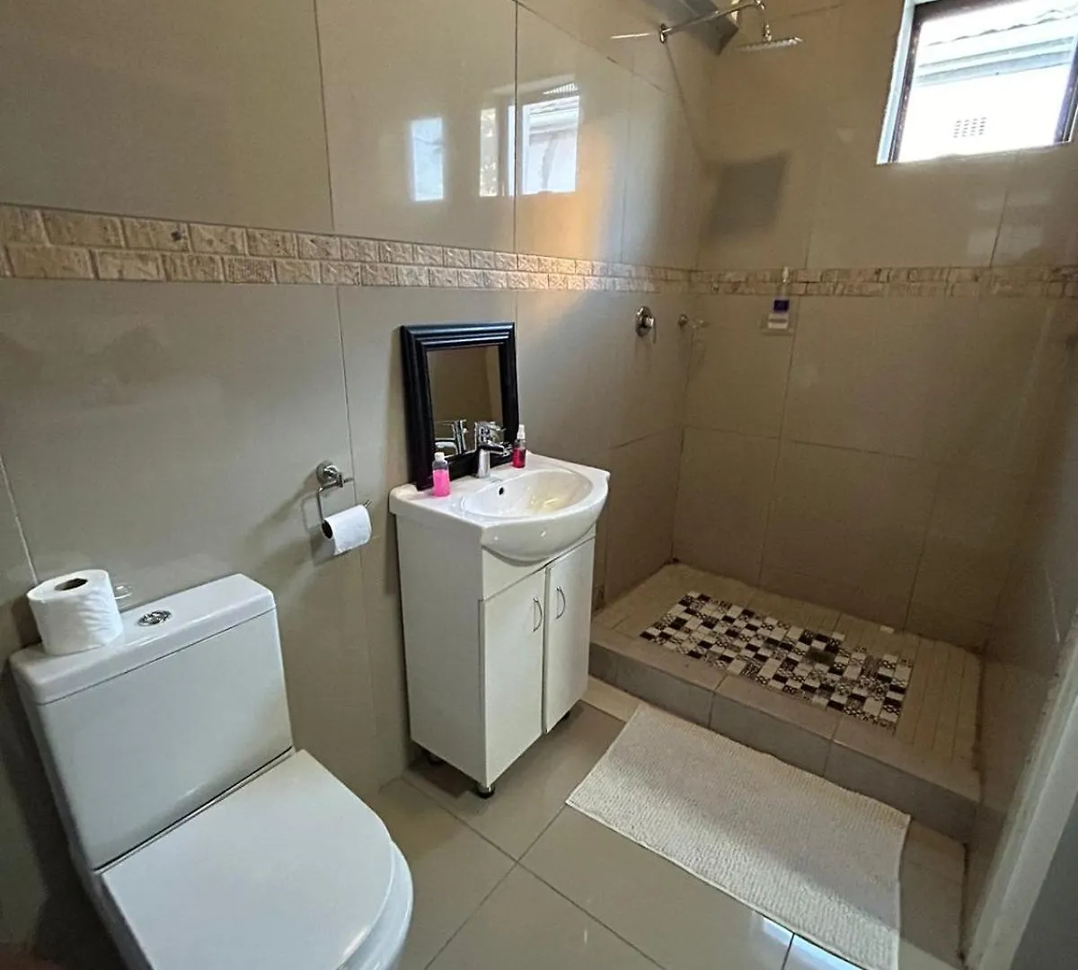On Wynne Guest House Κέιπ Τάουν